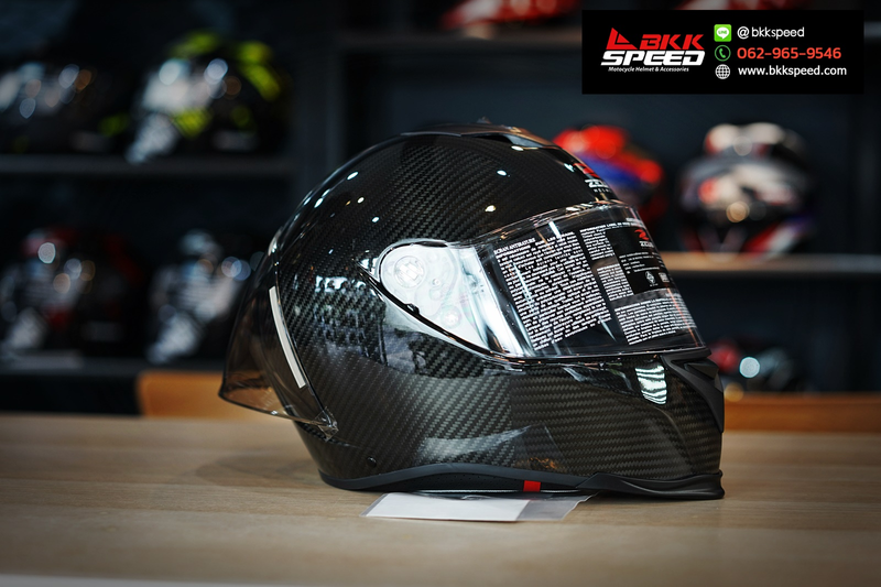 รูปสินค้าหมวกกันน็อคเต็มใบ แบรนด์ ZEUS รุ่น 1900 ลาย/สี carbon 3K สำหรับขี่มอเตอร์ไซค์ มุมด้านข้าง จาก BKKSPEED
