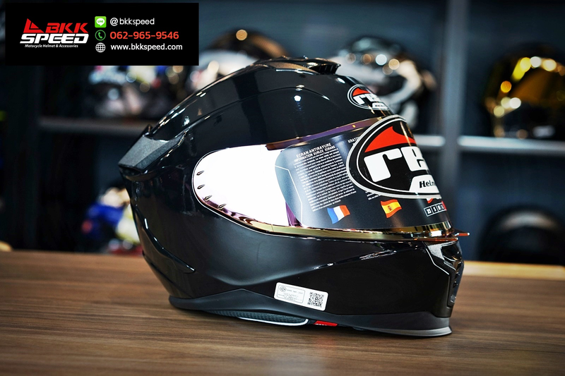 รูปสินค้าหมวกกันน็อคเต็มใบ แบรนด์ Real รุ่น Helmets ลาย/สี Hurricane Black สำหรับขี่มอเตอร์ไซค์ มุมด้านข้าง จาก BKKSPEED