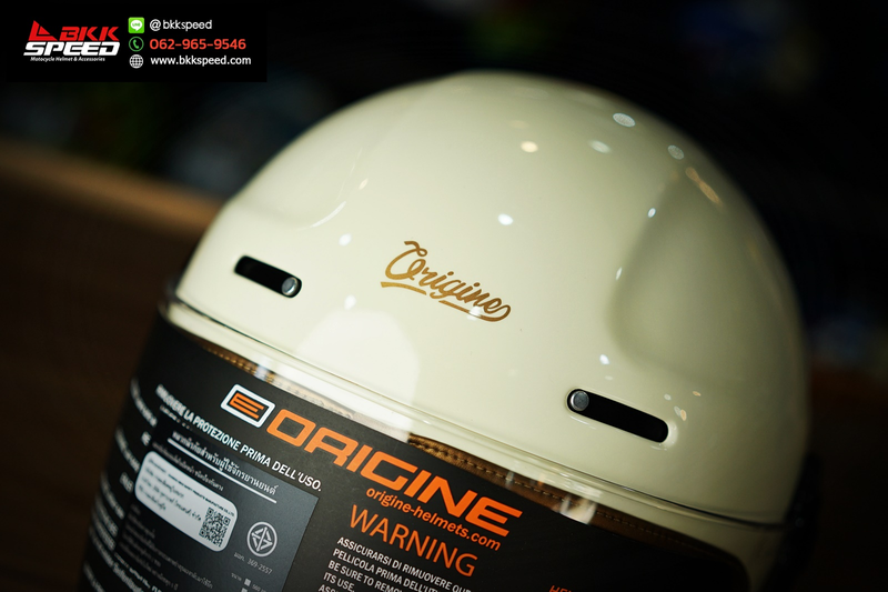 รูปสินค้าหมวกกันน็อคเต็มใบ แบรนด์ Origine รุ่น Distinguished ลาย/สี Cream White สำหรับขี่มอเตอร์ไซค์ รายละเอียดสินค้า จาก BKKSPEED