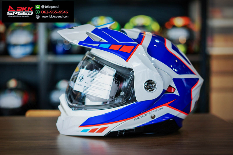 รูปสินค้าหมวกกันน็อคเต็มใบ แบรนด์ Scorpion EXO รุ่น Scorpion EXO ADX2 ลาย/สี ADX2 Camino White Blue Red สำหรับขี่มอเตอร์ไซค์ มุมด้านหลัง จาก BKKSPEED