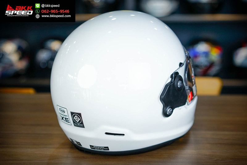 รูปสินค้าหมวกกันน็อคเต็มใบ แบรนด์ ARAI รุ่น Arai Concept XE ลาย/สี Concept XE White (ECE R22.06) สำหรับขี่มอเตอร์ไซค์ รายละเอียดสินค้า จาก BKKSPEED