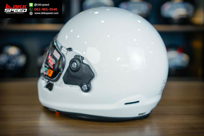 รูปสินค้าหมวกกันน็อคเต็มใบ แบรนด์ ARAI รุ่น Arai Concept XE ลาย/สี Concept XE White (ECE R22.06) สำหรับขี่มอเตอร์ไซค์ รูปเพิ่มเติม 5 จาก BKKSPEED