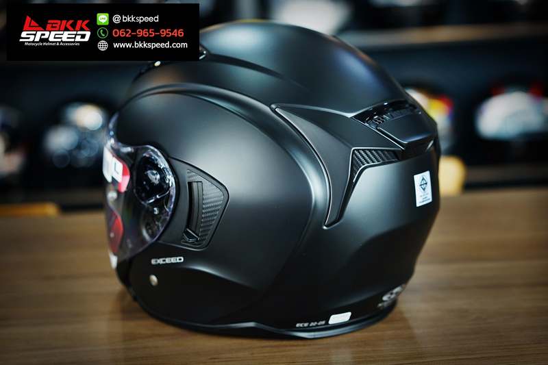 รูปสินค้าหมวกกันน็อคเต็มใบ แบรนด์ Kabuto รุ่น Exceed ลาย/สี Flat Black สำหรับขี่มอเตอร์ไซค์ รูปเพิ่มเติม 5 จาก BKKSPEED