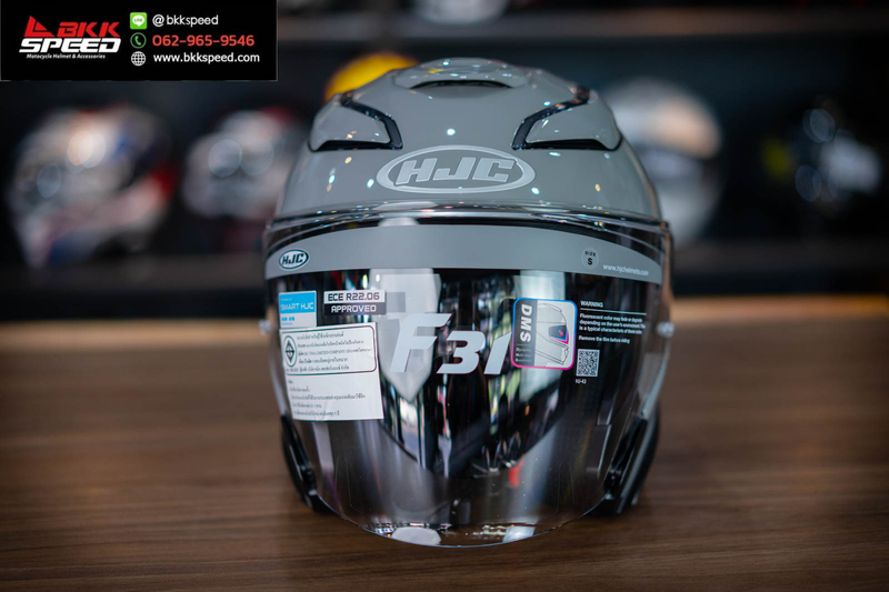 รูปสินค้าหมวกกันน็อคเต็มใบ แบรนด์ HJC รุ่น HJC F31 ลาย/สี F31 N Grey สำหรับขี่มอเตอร์ไซค์ มุมด้านข้าง จาก BKKSPEED