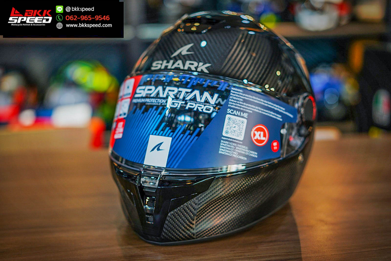 รูปสินค้าหมวกกันน็อคเต็มใบ แบรนด์ SHARK รุ่น Shark Spartan GT Pro Carbon ลาย/สี Spartan GT Pro carbon DAD (ECE 22.06) สำหรับขี่มอเตอร์ไซค์ รูปเพิ่มเติม 7 จาก BKKSPEED