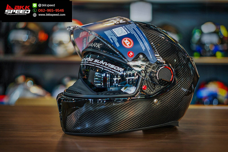 รูปสินค้าหมวกกันน็อคเต็มใบ แบรนด์ SHARK รุ่น Shark Spartan GT Pro Carbon ลาย/สี Spartan GT Pro carbon DAD (ECE 22.06) สำหรับขี่มอเตอร์ไซค์ รายละเอียดสินค้า จาก BKKSPEED