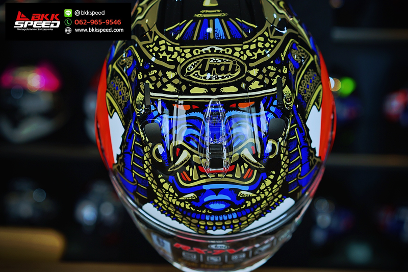 รูปสินค้าหมวกกันน็อคเต็มใบ แบรนด์ ARAI รุ่น ARAI RX-7V EVO ลาย/สี RX7V EVO Samurai สำหรับขี่มอเตอร์ไซค์ รูปเพิ่มเติม 5 จาก BKKSPEED