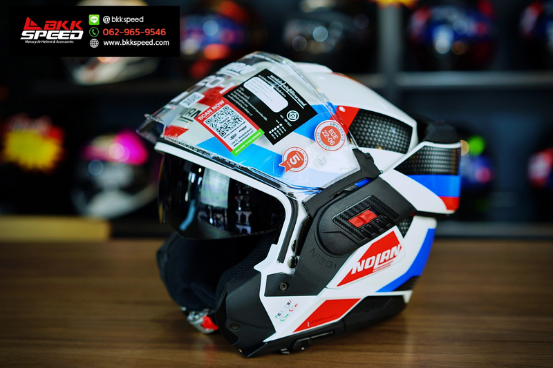 รูปสินค้าหมวกกันน็อคเต็มใบ แบรนด์ Nolan รุ่น N120.1 ลาย/สี Subway White Blue Red (24) Flipback สำหรับขี่มอเตอร์ไซค์ รูปเพิ่มเติม 5 จาก BKKSPEED