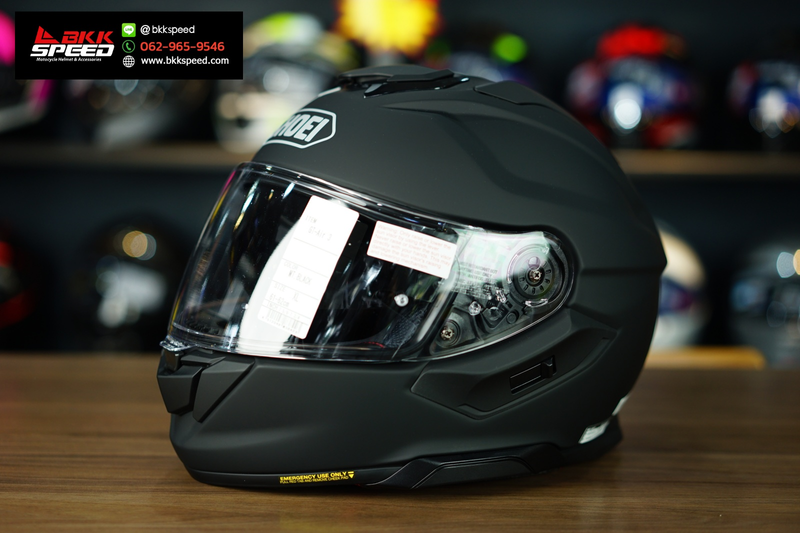 รูปสินค้าหมวกกันน็อคเต็มใบ แบรนด์ SHOEI รุ่น Shoei GT AIR 3 ลาย/สี GT AIR 3 Matt Black สำหรับขี่มอเตอร์ไซค์ มุมหลักด้านหน้า จาก BKKSPEED