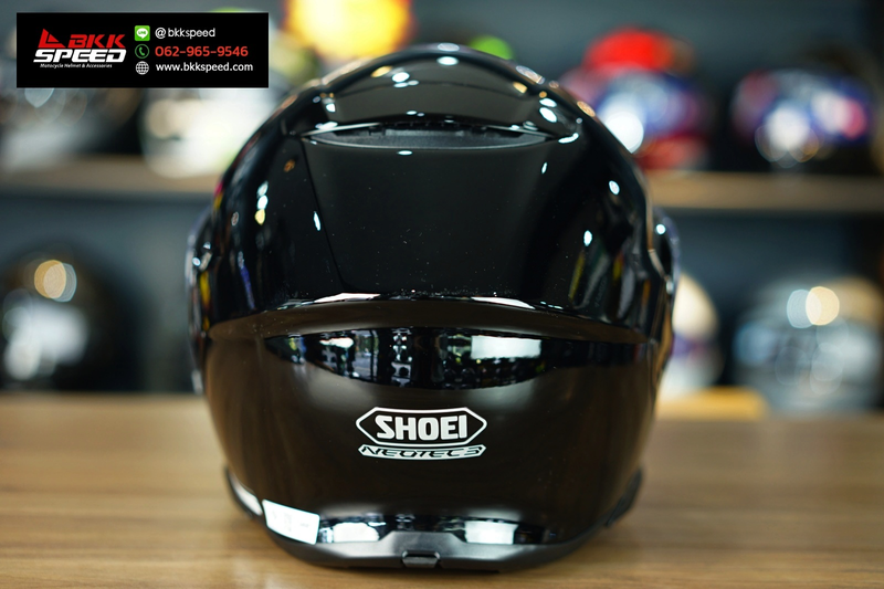 รูปสินค้าหมวกกันน็อคเต็มใบ แบรนด์ SHOEI รุ่น Shoei Neotec3 ลาย/สี Neotec3 Black สำหรับขี่มอเตอร์ไซค์ มุมด้านหลัง จาก BKKSPEED