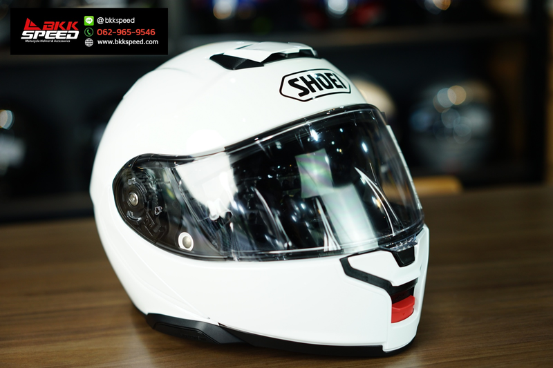 รูปสินค้าหมวกกันน็อคเต็มใบ แบรนด์ SHOEI รุ่น Shoei Neotec3 ลาย/สี Neotec3 White สำหรับขี่มอเตอร์ไซค์ มุมหลักด้านหน้า จาก BKKSPEED