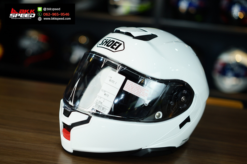รูปสินค้าหมวกกันน็อคเต็มใบ แบรนด์ SHOEI รุ่น Shoei Neotec3 ลาย/สี Neotec3 White สำหรับขี่มอเตอร์ไซค์ มุมด้านข้าง จาก BKKSPEED