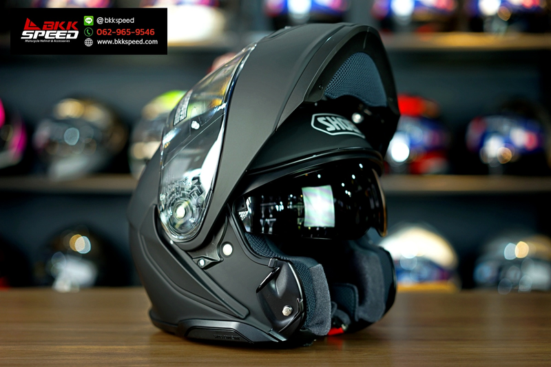 รูปสินค้าหมวกกันน็อคเต็มใบ แบรนด์ SHOEI รุ่น Shoei Neotec3 ลาย/สี Neotec3 Matt Black สำหรับขี่มอเตอร์ไซค์ รูปเพิ่มเติม 6 จาก BKKSPEED