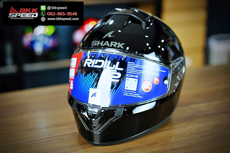 รูปสินค้าหมวกกันน็อคเต็มใบ แบรนด์ SHARK รุ่น Shark Ridill 2 ลาย/สี Ridill 2 Black สำหรับขี่มอเตอร์ไซค์ มุมด้านข้าง จาก BKKSPEED