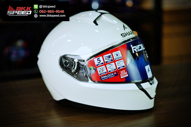 รูปสินค้าหมวกกันน็อคเต็มใบ แบรนด์ SHARK รุ่น Shark Ridill 2 ลาย/สี Ridill 2 White WH สำหรับขี่มอเตอร์ไซค์ รูปเพิ่มเติม 6 จาก BKKSPEED