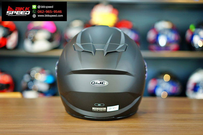 รูปสินค้าหมวกกันน็อคเต็มใบ แบรนด์ HJC รุ่น HJC i31 ลาย/สี i31 Semi Flat Black สำหรับขี่มอเตอร์ไซค์ มุมด้านหลัง จาก BKKSPEED