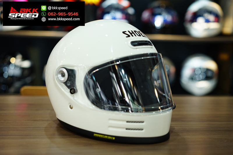 รูปสินค้าหมวกกันน็อคเต็มใบ แบรนด์ SHOEI รุ่น Shoei Glamster ลาย/สี Glamster Off White สำหรับขี่มอเตอร์ไซค์ มุมด้านหลัง จาก BKKSPEED
