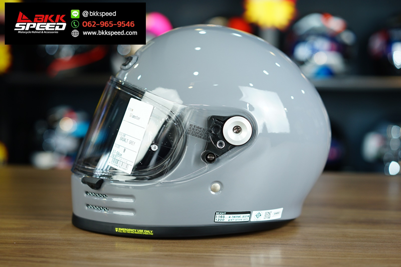 รูปสินค้าหมวกกันน็อคเต็มใบ แบรนด์ SHOEI รุ่น Shoei Glamster ลาย/สี Glamster Basalt Grey สำหรับขี่มอเตอร์ไซค์ รูปเพิ่มเติม 5 จาก BKKSPEED