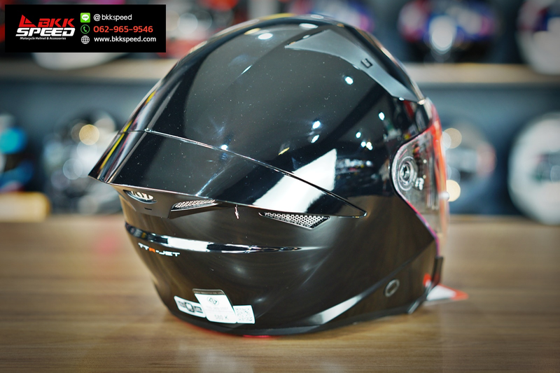 รูปสินค้าหมวกกันน็อคเต็มใบ แบรนด์ KYT รุ่น TTR ลาย/สี JET Solid Black สำหรับขี่มอเตอร์ไซค์ รายละเอียดสินค้า จาก BKKSPEED