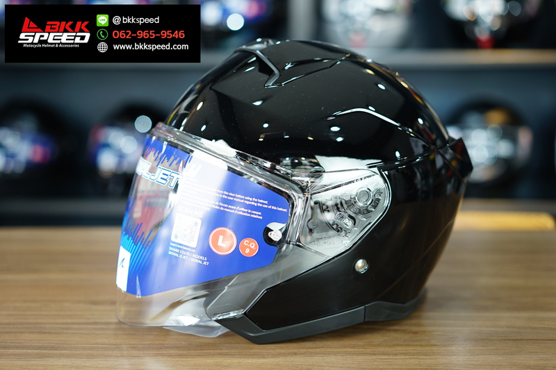 รูปสินค้าหมวกกันน็อคเต็มใบ แบรนด์ SHARK รุ่น Skwal ลาย/สี Jet Blank Black (BLK) สำหรับขี่มอเตอร์ไซค์ มุมหลักด้านหน้า จาก BKKSPEED