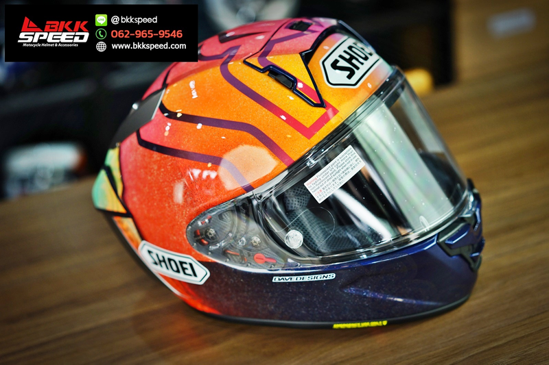 รูปสินค้าหมวกกันน็อคเต็มใบ แบรนด์ SHOEI รุ่น Shoei X15 ลาย/สี X15 Marquez Holi TC1 สำหรับขี่มอเตอร์ไซค์ มุมด้านหลัง จาก BKKSPEED