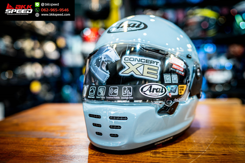 รูปสินค้าหมวกกันน็อคเต็มใบ แบรนด์ ARAI รุ่น Arai Concept XE ลาย/สี Concept XE ICE Blue ( R22.06 ) สำหรับขี่มอเตอร์ไซค์ มุมด้านหลัง จาก BKKSPEED