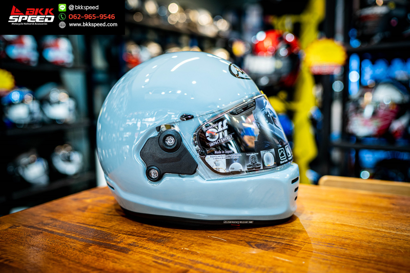 รูปสินค้าหมวกกันน็อคเต็มใบ แบรนด์ ARAI รุ่น Arai Concept XE ลาย/สี Concept XE ICE Blue ( R22.06 ) สำหรับขี่มอเตอร์ไซค์ มุมด้านข้าง จาก BKKSPEED