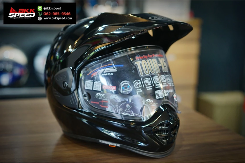 รูปสินค้าหมวกกันน็อคเต็มใบ แบรนด์ ARAI รุ่น Arai Tour X5 ลาย/สี Tour X5 Glossy Black สำหรับขี่มอเตอร์ไซค์ มุมด้านหลัง จาก BKKSPEED