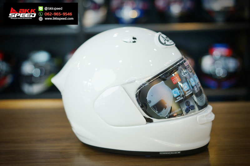 รูปสินค้าหมวกกันน็อคเต็มใบ แบรนด์ ARAI รุ่น ARAI Quantic ลาย/สี Quantic Diamond White สำหรับขี่มอเตอร์ไซค์ รายละเอียดสินค้า จาก BKKSPEED