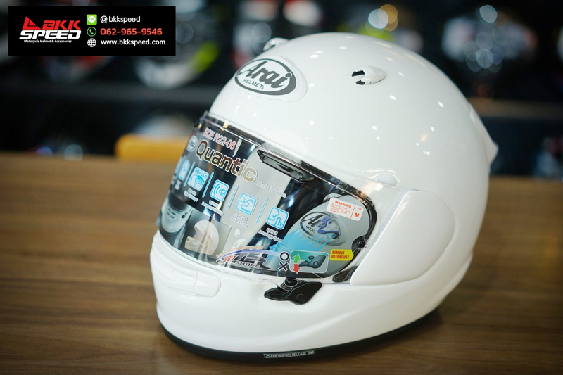 รูปสินค้าหมวกกันน็อคเต็มใบ แบรนด์ ARAI รุ่น ARAI Quantic ลาย/สี Quantic Diamond White สำหรับขี่มอเตอร์ไซค์ มุมด้านข้าง จาก BKKSPEED