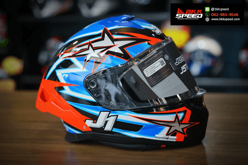 รูปสินค้าหมวกกันน็อคเต็มใบ แบรนด์ Just1 รุ่น Just1 JSTR ลาย/สี JSTR Astro Red Blue สำหรับขี่มอเตอร์ไซค์ มุมด้านหลัง จาก BKKSPEED