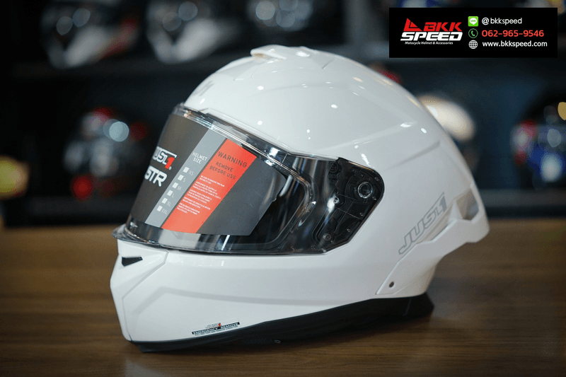 รูปสินค้าหมวกกันน็อคเต็มใบ แบรนด์ Just1 รุ่น Just1 JSTR ลาย/สี JSTR Solid White สำหรับขี่มอเตอร์ไซค์ มุมด้านหลัง จาก BKKSPEED