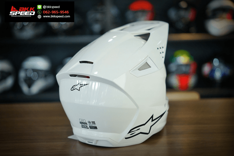 รูปสินค้าหมวกกันน็อคเต็มใบ แบรนด์ Alpinestars รุ่น Alpinestars SM3 ลาย/สี SM3 Solid White สำหรับขี่มอเตอร์ไซค์ รายละเอียดสินค้า จาก BKKSPEED