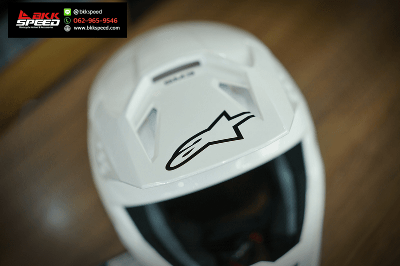 รูปสินค้าหมวกกันน็อคเต็มใบ แบรนด์ Alpinestars รุ่น Alpinestars SM3 ลาย/สี SM3 Solid White สำหรับขี่มอเตอร์ไซค์ รูปเพิ่มเติม 6 จาก BKKSPEED