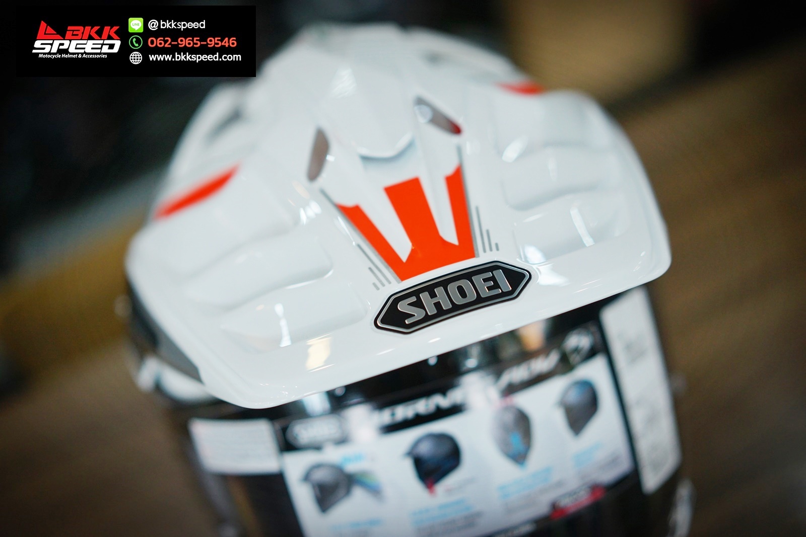 รูปสินค้าหมวกกันน็อคเต็มใบ แบรนด์ SHOEI รุ่น Shoei Hornet ADV ลาย/สี Hornet ADV Invigorate TC10 สำหรับขี่มอเตอร์ไซค์ มุมด้านข้าง จาก BKKSPEED