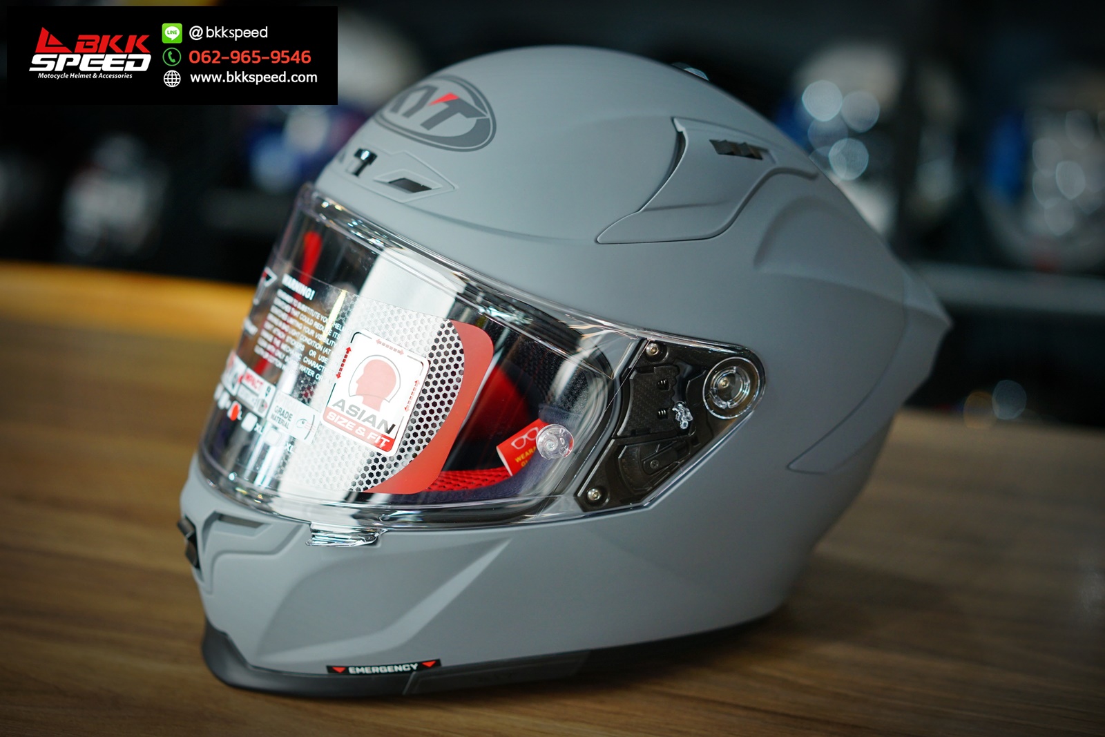รูปสินค้าหมวกกันน็อคเต็มใบ แบรนด์ KYT รุ่น KYT Striker ลาย/สี Striker Solid Matt Grey สำหรับขี่มอเตอร์ไซค์ มุมหลักด้านหน้า จาก BKKSPEED