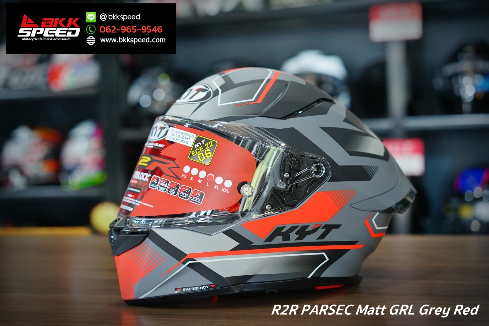 รูปสินค้าหมวกกันน็อคเต็มใบ แบรนด์ KYT รุ่น R2R ลาย/สี Parsec matt GRL Grey Red สำหรับขี่มอเตอร์ไซค์ มุมด้านข้าง จาก BKKSPEED
