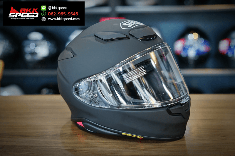รูปสินค้าหมวกกันน็อคเต็มใบ แบรนด์ SHOEI รุ่น SHOEI NXR2 ลาย/สี NXR2 Solid Matt Black สำหรับขี่มอเตอร์ไซค์ มุมด้านข้าง จาก BKKSPEED