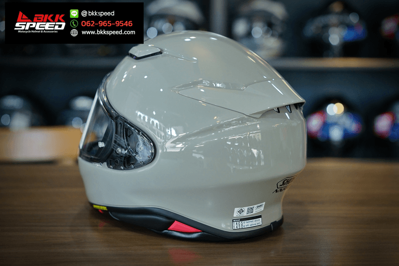 รูปสินค้าหมวกกันน็อคเต็มใบ แบรนด์ SHOEI รุ่น SHOEI NXR2 ลาย/สี NXR2 Solid Chalk Grey สำหรับขี่มอเตอร์ไซค์ รายละเอียดสินค้า จาก BKKSPEED