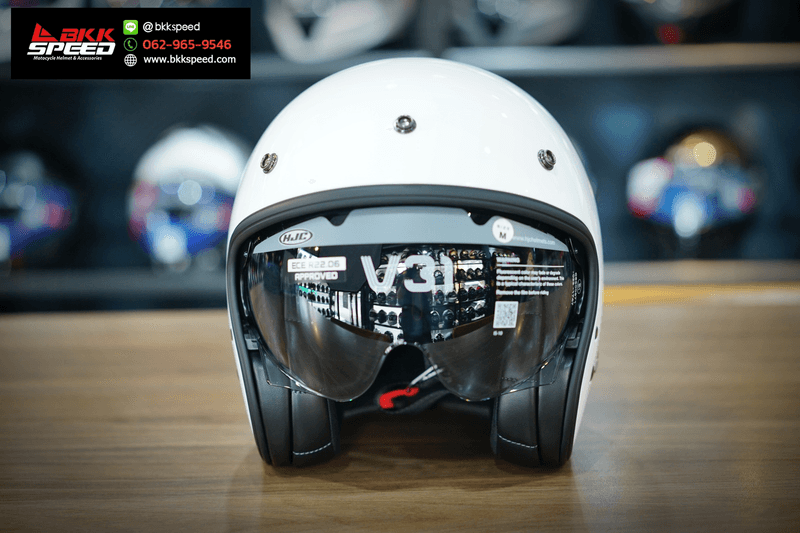 รูปสินค้าหมวกกันน็อคเต็มใบ แบรนด์ HJC รุ่น HJC V31 ลาย/สี V31 White สำหรับขี่มอเตอร์ไซค์ มุมด้านข้าง จาก BKKSPEED