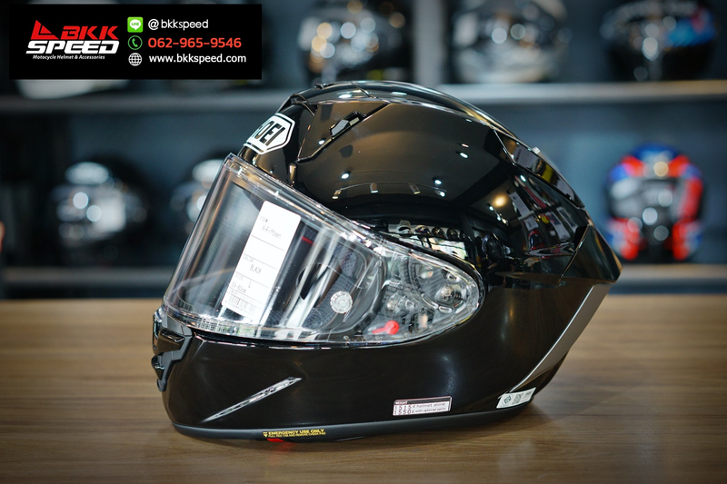 รูปสินค้าหมวกกันน็อคเต็มใบ แบรนด์ SHOEI รุ่น Shoei X15 ลาย/สี X15 Black สำหรับขี่มอเตอร์ไซค์ มุมด้านหลัง จาก BKKSPEED