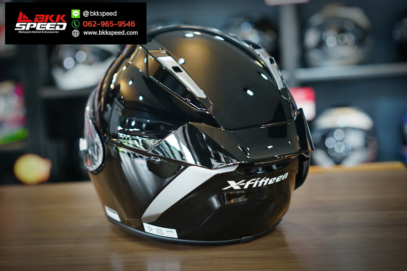 รูปสินค้าหมวกกันน็อคเต็มใบ แบรนด์ SHOEI รุ่น Shoei X15 ลาย/สี X15 Black สำหรับขี่มอเตอร์ไซค์ รายละเอียดสินค้า จาก BKKSPEED