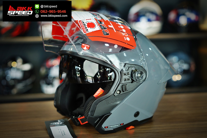 รูปสินค้าหมวกกันน็อคเต็มใบ แบรนด์ KYT รุ่น KYT TTR JET ลาย/สี TTR JET Solid Grey สำหรับขี่มอเตอร์ไซค์ รูปเพิ่มเติม 5 จาก BKKSPEED