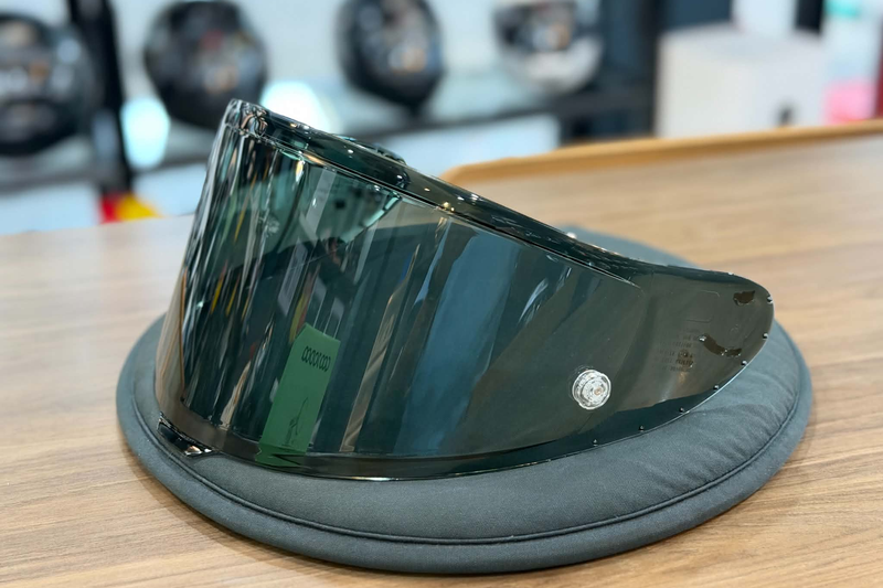 รูปสินค้า ชิว Visor ชิว Shoei X15 Dark Smoke CWR F2R มีปุ่ม Tear Off มุมด้านข้าง